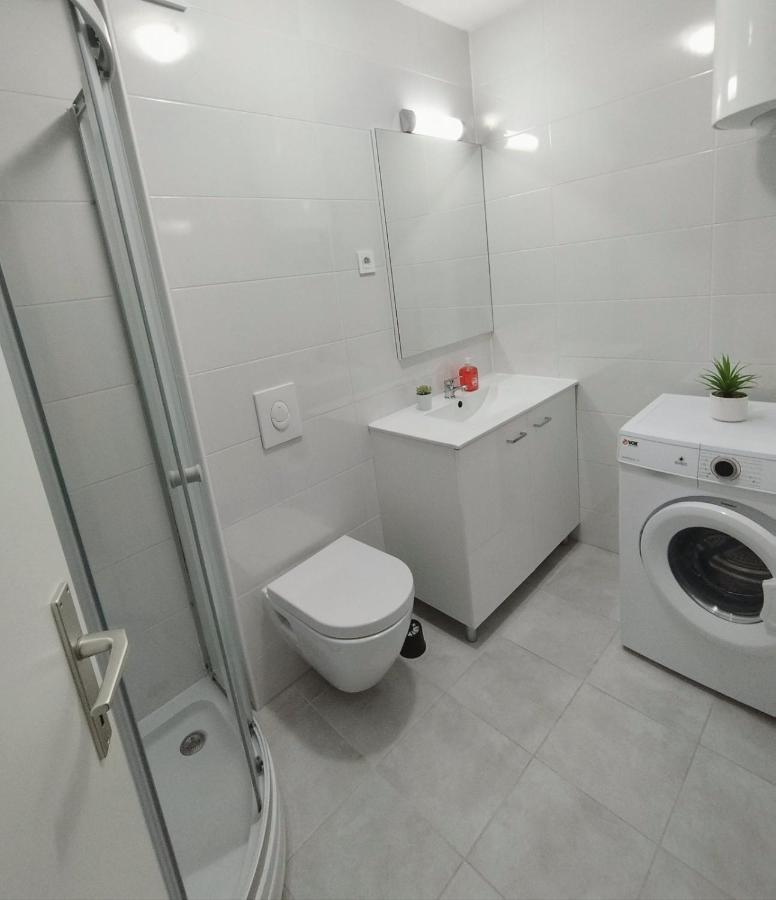 Apartment Sanya #3 Ljubljana Luaran gambar